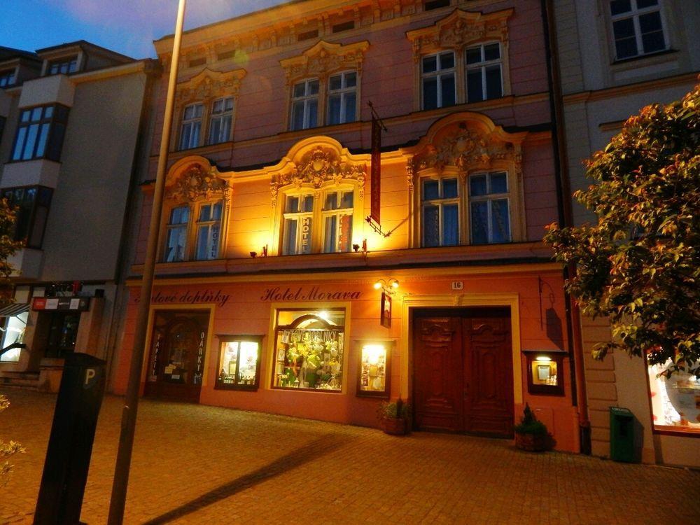 Hotel Morava Znojmo Exterior foto